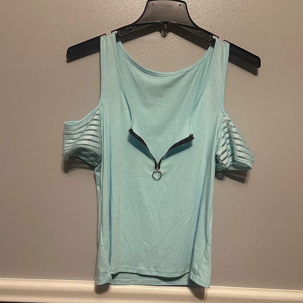 SHEIN Sky Blue Crop Top with Zipper Detail - Picture 3 of 7